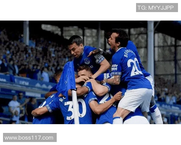 阿斯顿维拉与埃弗顿的足球魔方对决精彩回顾与战术分析 阿斯顿维拉与埃弗顿的足球魔方对决精彩回顾与战术分析