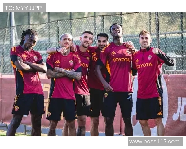 埃尔莫索:十分喜爱罗马的精神面貌,为球队和成功感到高兴 埃尔莫索:十分喜爱罗马的精神面貌,为球队和成功感到高兴